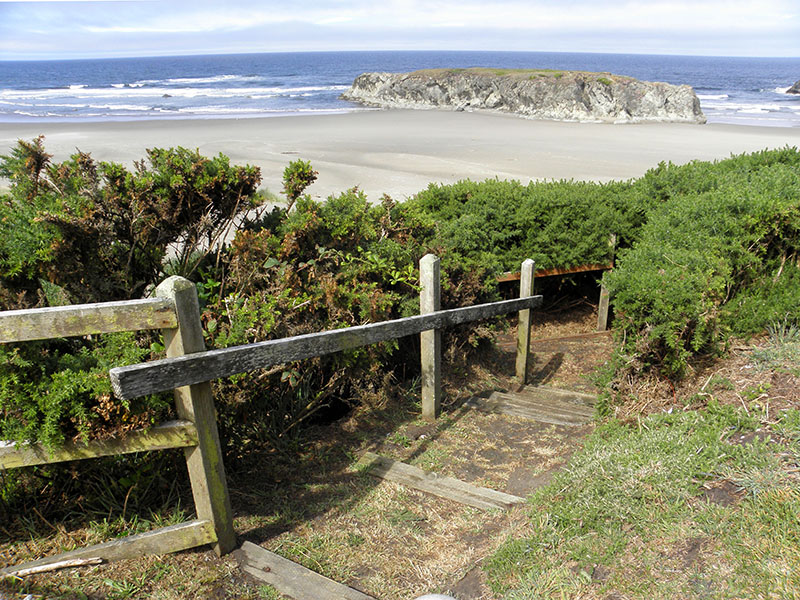 The Beachcomber Beach Access