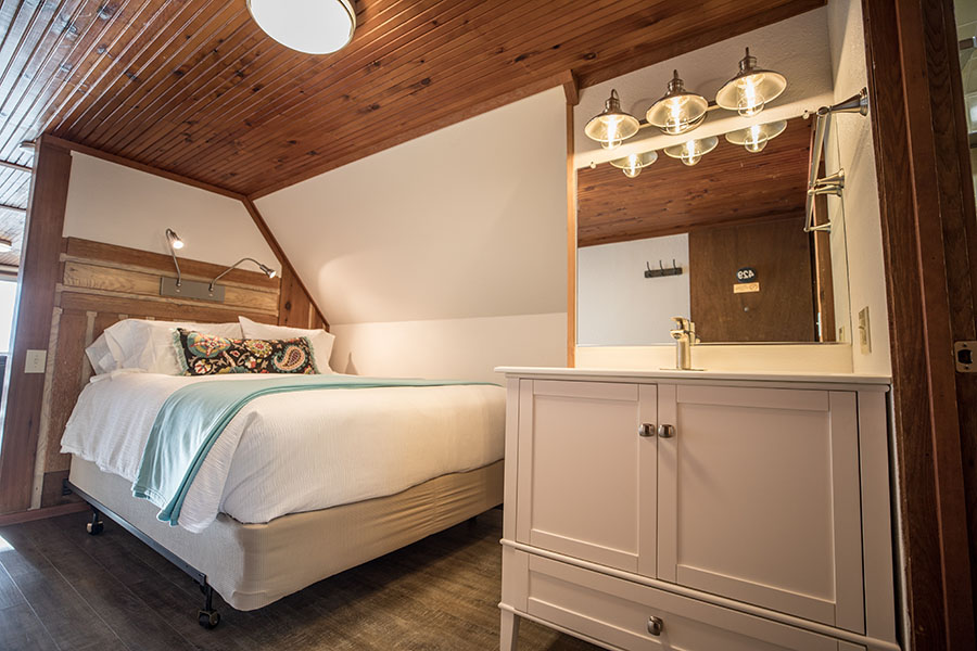 Face Rock Retreat: North Interior #1