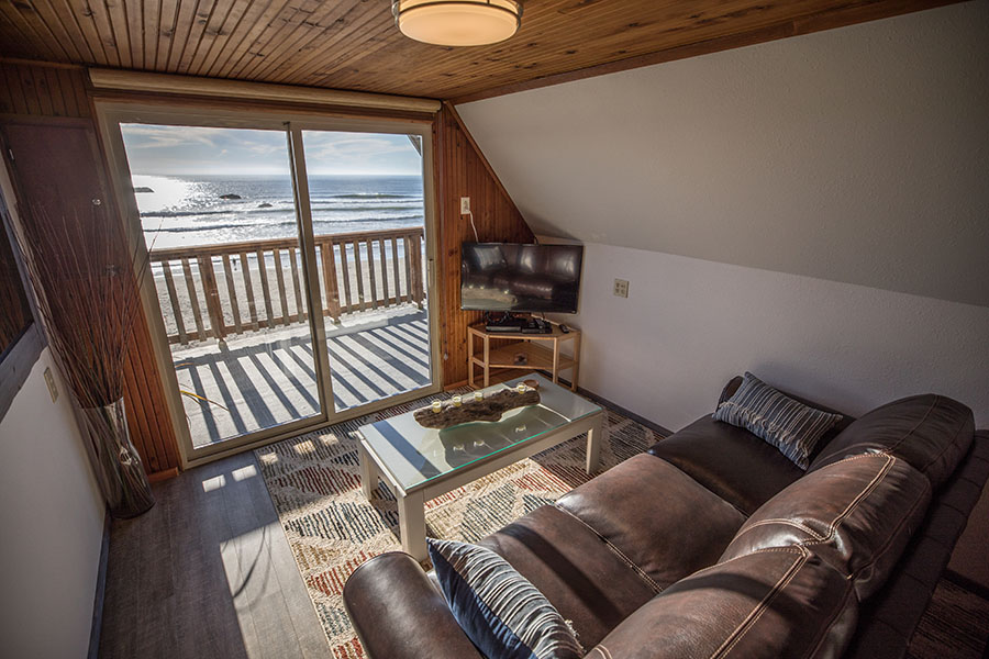 Face Rock Retreat: North Interior #9